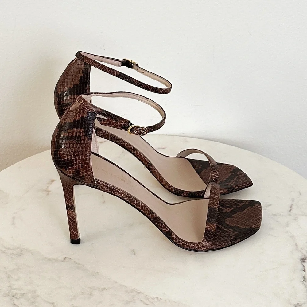 NEW Stuart Weitzman Amelina 95 Snake Embossed Sandals Nudist Brown Size 8.5